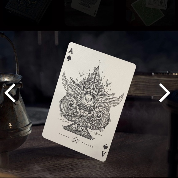 Harry Potter Collector Edition Playing Card Box Set - Picture 7 of 11